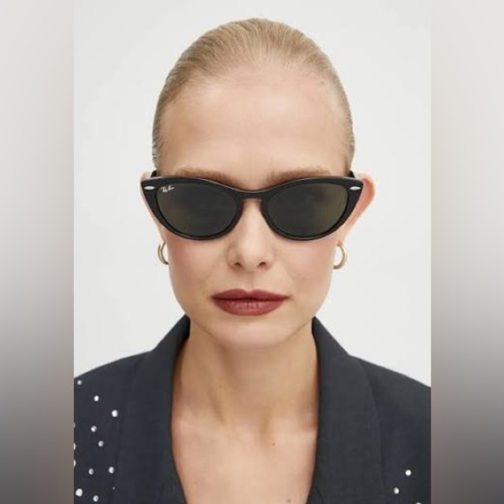 Ray-Ban Nina Black Cat-Eye Sunglasses 901/31 Green G-15 54-140 Comes w/Case - Picture 12 of 16